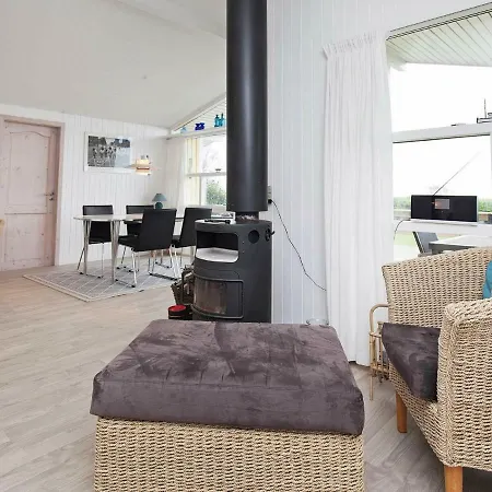 Holiday home Holiday Iv